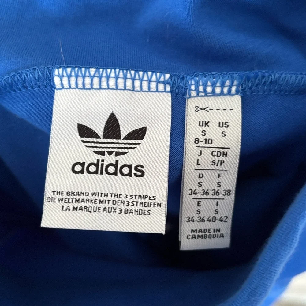 Adidas 2-Piece Blue & White 3-Stripe Racerback Tank Top & Shorts Workout Set - Picture 9 of 14
